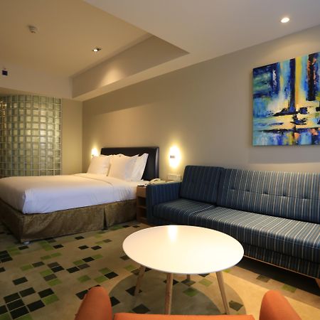 Holiday Inn Express Zhangjiakou Park View, An Ihg Hotel Exterior foto