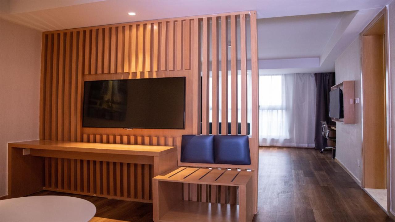 Holiday Inn Express Zhangjiakou Park View, An Ihg Hotel Exterior foto