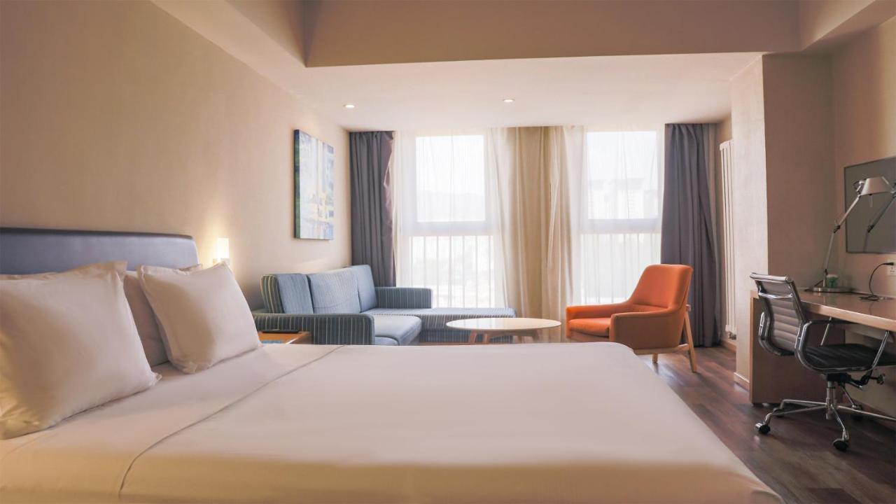 Holiday Inn Express Zhangjiakou Park View, An Ihg Hotel Exterior foto