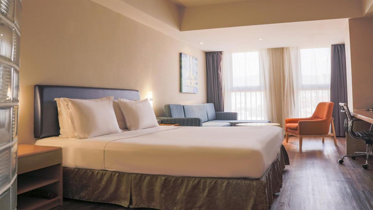 Holiday Inn Express Zhangjiakou Park View, An Ihg Hotel Exterior foto